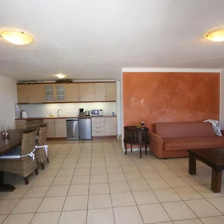 Sunrise Apartmanhotel 4*