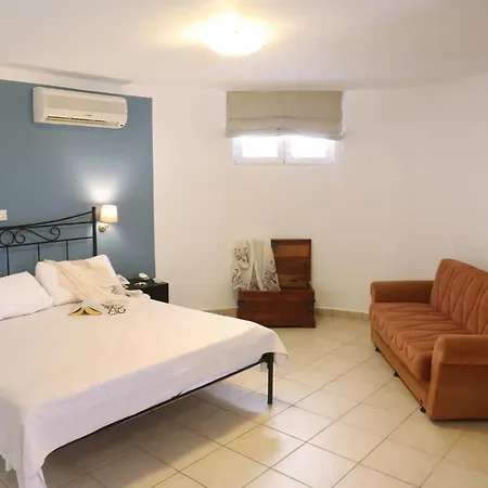 Sunrise Apartmanhotel Azólimnosz
